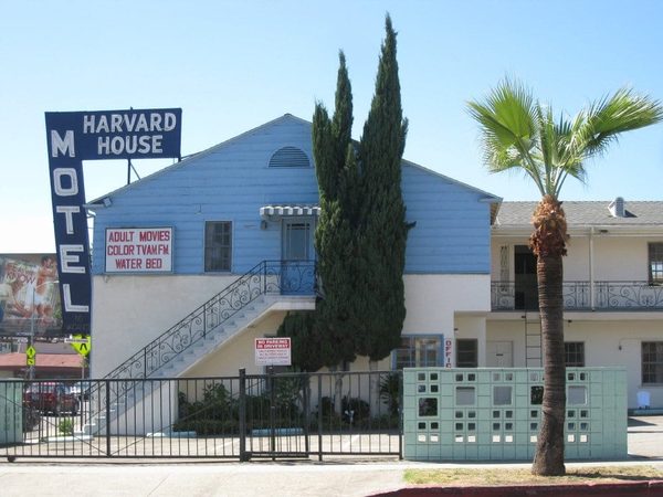 Los Angeles RoomRentals Harvard Heights Los Angeles California — Property