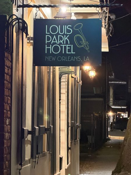 Louis Park Hotel — Property