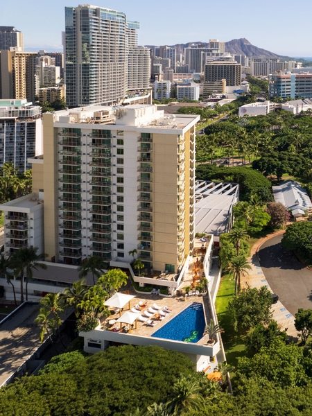 Luana Waikiki Hotel Suites — Property