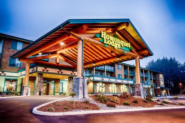 Lucky 7 Casino Hotel Howonquet Lodge — Property