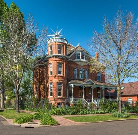 Lumber Baron Inn Gardens — Property