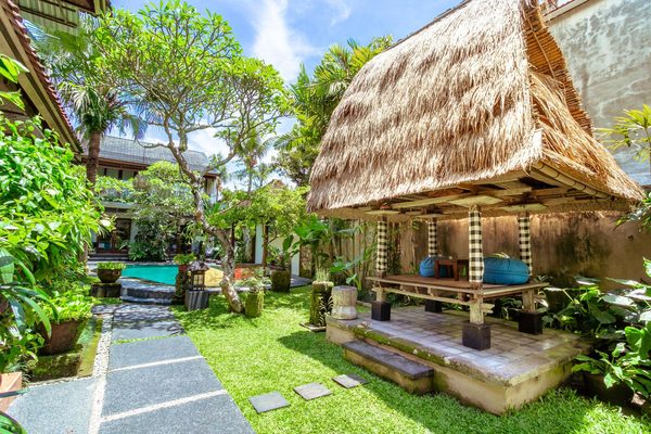 Lumbung Sari Hotel Ubud — Property