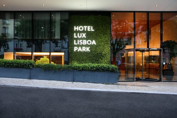 Lux Lisboa Park — Property