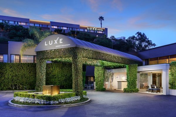 Luxe Sunset Boulevard Hotel Los Angeles California — Property