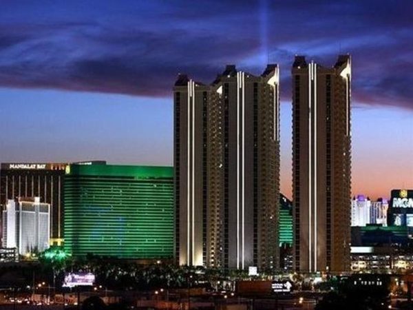 Luxury Suites International At The Signature Las Vegas Nevada — Property