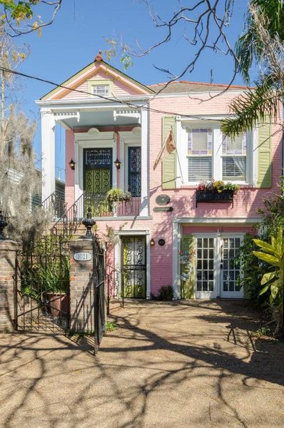 Madame Isabelle s House In New Orleans — Property