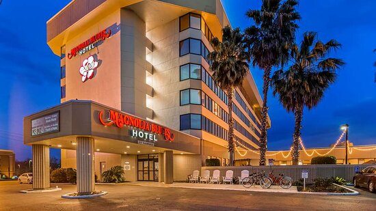 Magnolia Hotel BW Signature Collection — Property