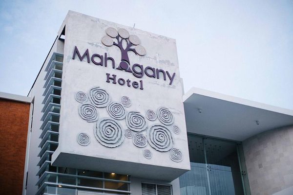 Mahogany Hotel — Property