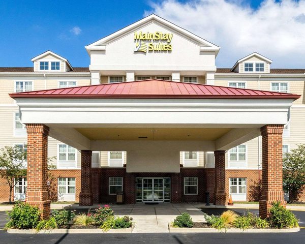 Mainstay Suites Dover — Property