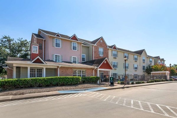 MainStay Suites Houston NASA Clear Lake — Property