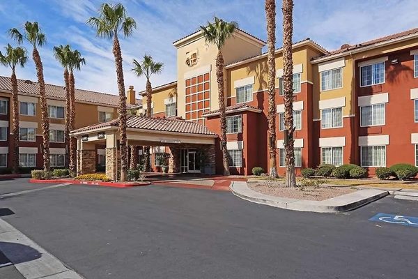 MainStay Suites Las Vegas Convention Center Las Vegas Nevada — Property