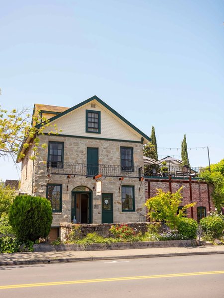 Maison Fleurie A Four Sisters Inn — Property