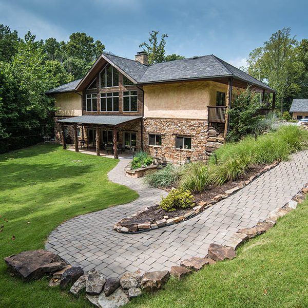 Makanda Inn — Property