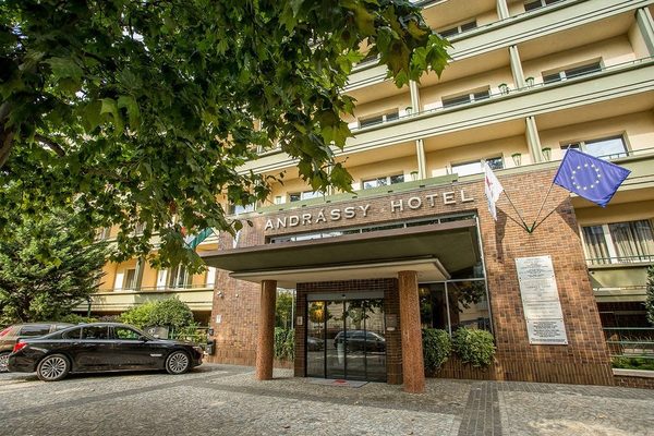 Mamaison Hotel Andrassy Budapest — Property