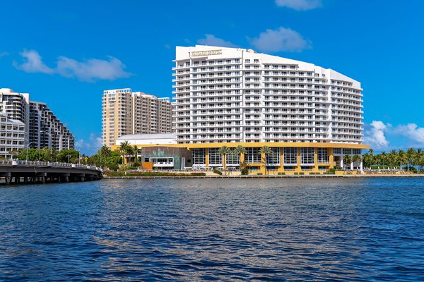 Mandarin Oriental Miami Miami Florida — Property