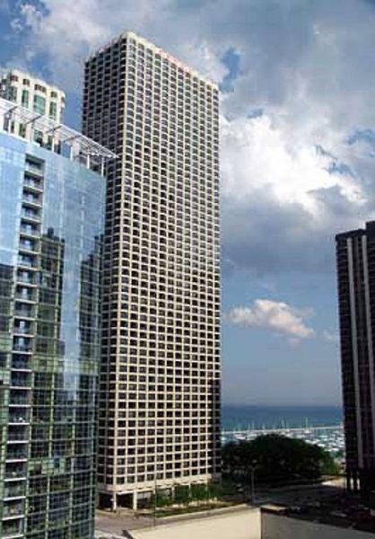 Manilow Suites At North Harbor Tower Chicago Illinois — Property