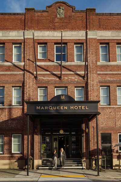 MarQueen Hotel — Property
