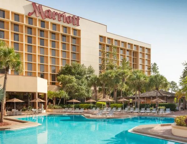 Marriott Orlando Airport Lakeside — Property