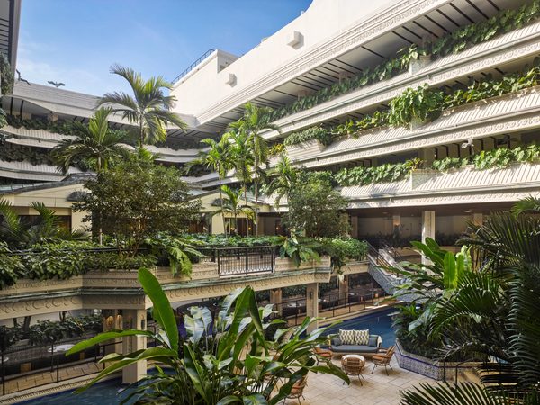 Mayfair House Hotel Garden Miami Florida — Property