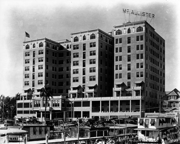 McAllister Inn Lodging — Property