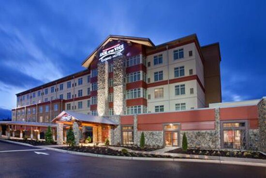 Medallion Inn and Suites — Property