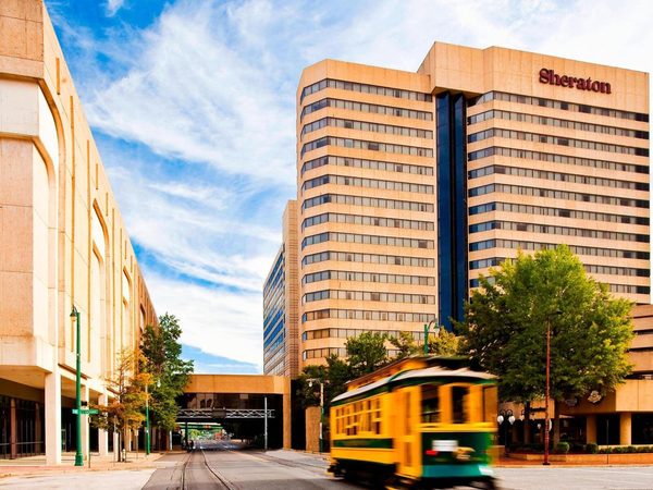 Memphis Riverline Hotel — Property