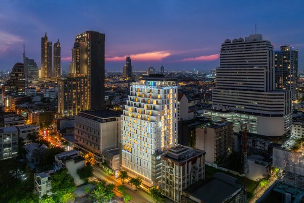 Mercure Bangkok Surawong — Property