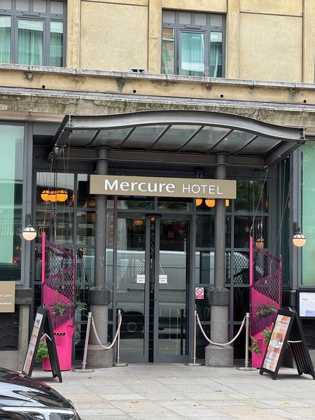 Mercure London Bankside London England — Property