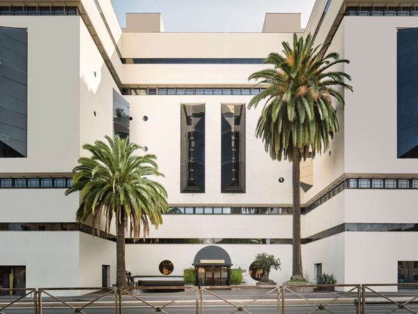 Mercure Rome Colosseum Centre — Property