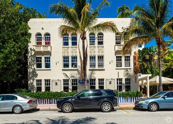 Mercury Apart Hotel Miami Beach Florida — Property