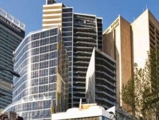 Meriton Suites Campbell Street Sydney — Property