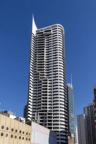 Meriton Suites Kent Street Sydney — Property