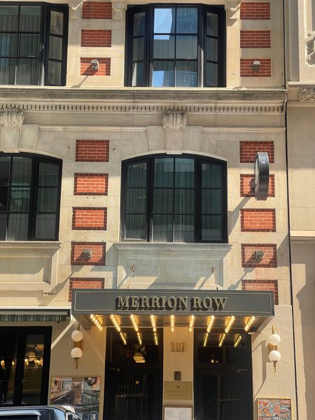 Merrion Row Hotel And Public House — Property