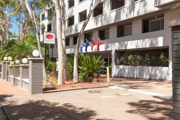 Metro Aspire Hotel Sydney — Property