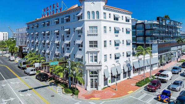 Metropole South Beach Hotel Miami Beach Florida — Property