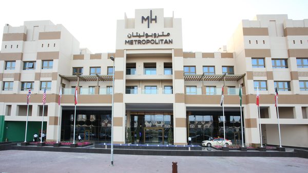 Metropolitan Hotel Dubai — Property