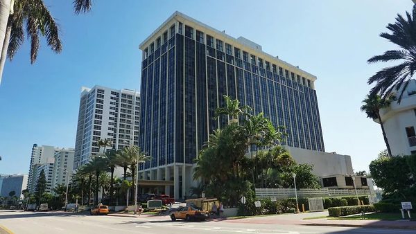 Miami Beach Resort and Spa Miami Beach Florida — Property