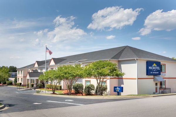 Microtel Inn and Suites by Wyndham Columbia Fort Jackson N — Property