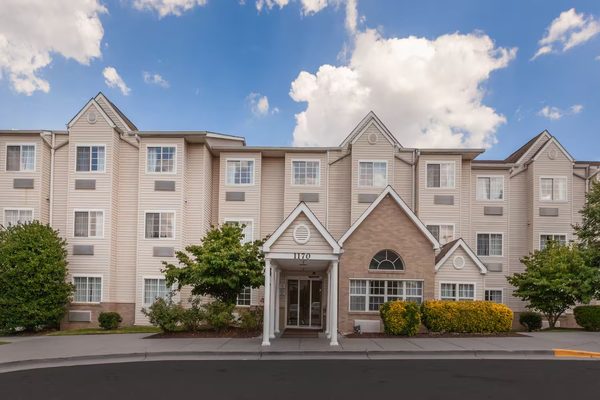 Microtel Inn Suites by Wyndham BWI Airport Baltimore — Property