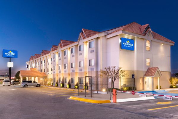 Microtel Inn Suites by Wyndham Houston — Property