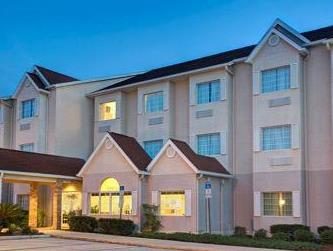 Microtel Inn Suites by Wyndham Lady Lake The Villages — Property
