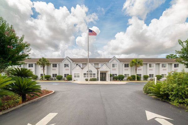 Microtel Inn Suites by Wyndham Pooler Savannah — Property