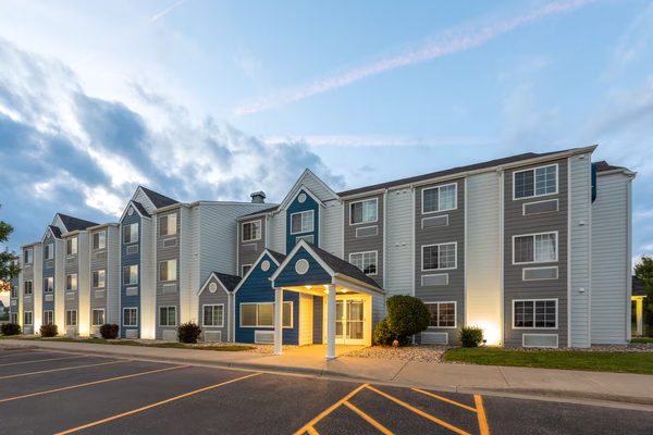 Microtel Inn Suites by Wyndham Sioux Falls — Property