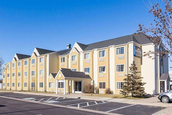 Microtel Inn Suites by Wyndham Sioux Falls — Property