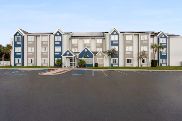 Microtel Inn Suites by Wyndham Zephyrhills — Property
