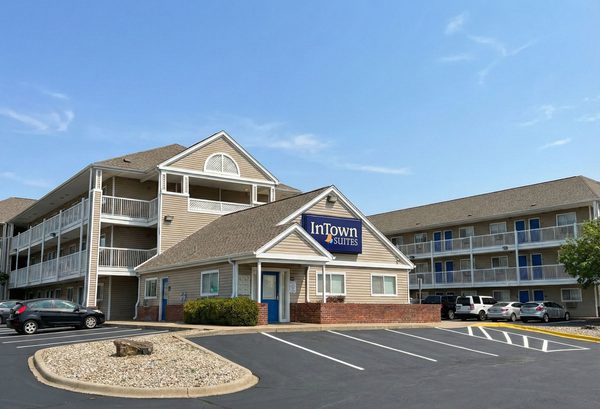 Midtown Inn and Suites — Property