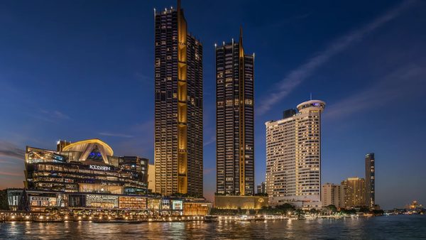 Millennium Hilton Bangkok — Property