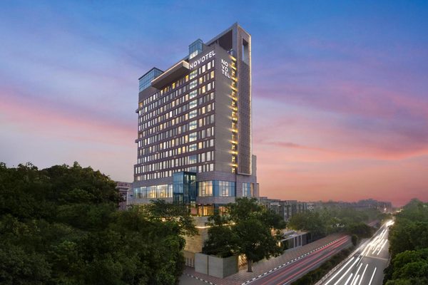 Minimalist Hotel — Property