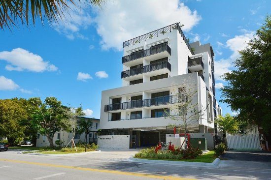 Moderno Residences by Bay Breeze Miami Beach Florida — Property