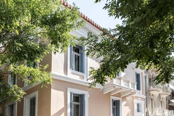 Monsieur Didot — Property